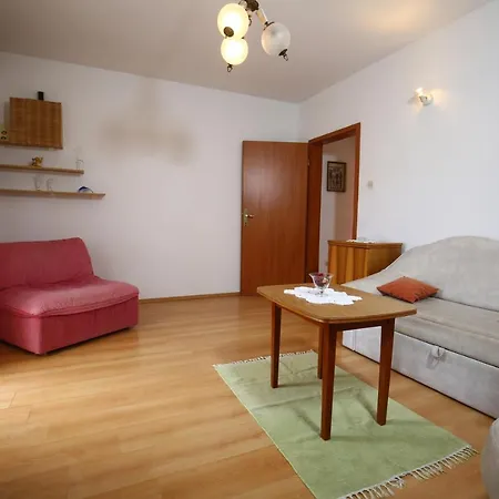 Apartment Boro